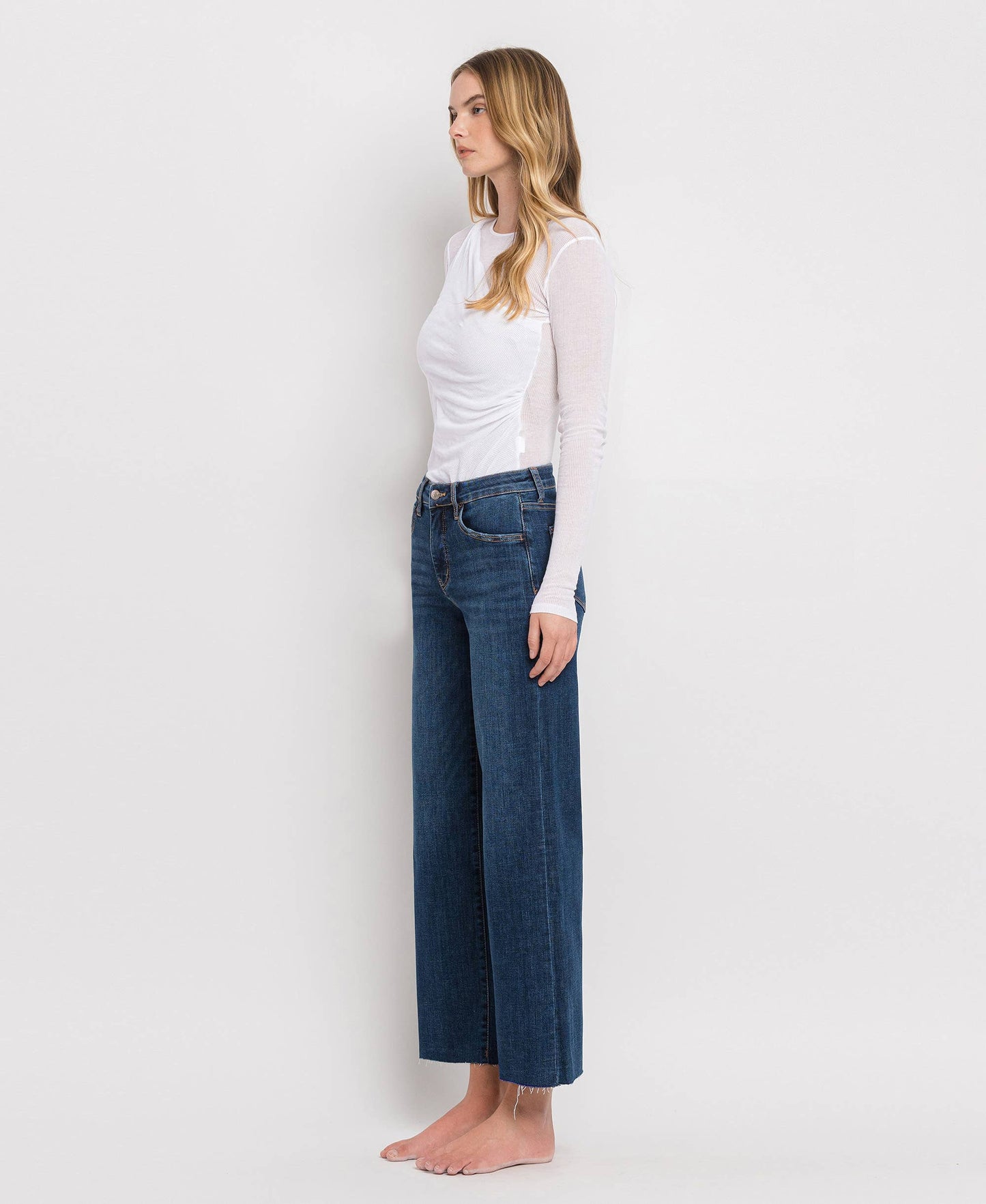 TUMMY CONTROL MID RISE WIDE LEG JEANS LV1311