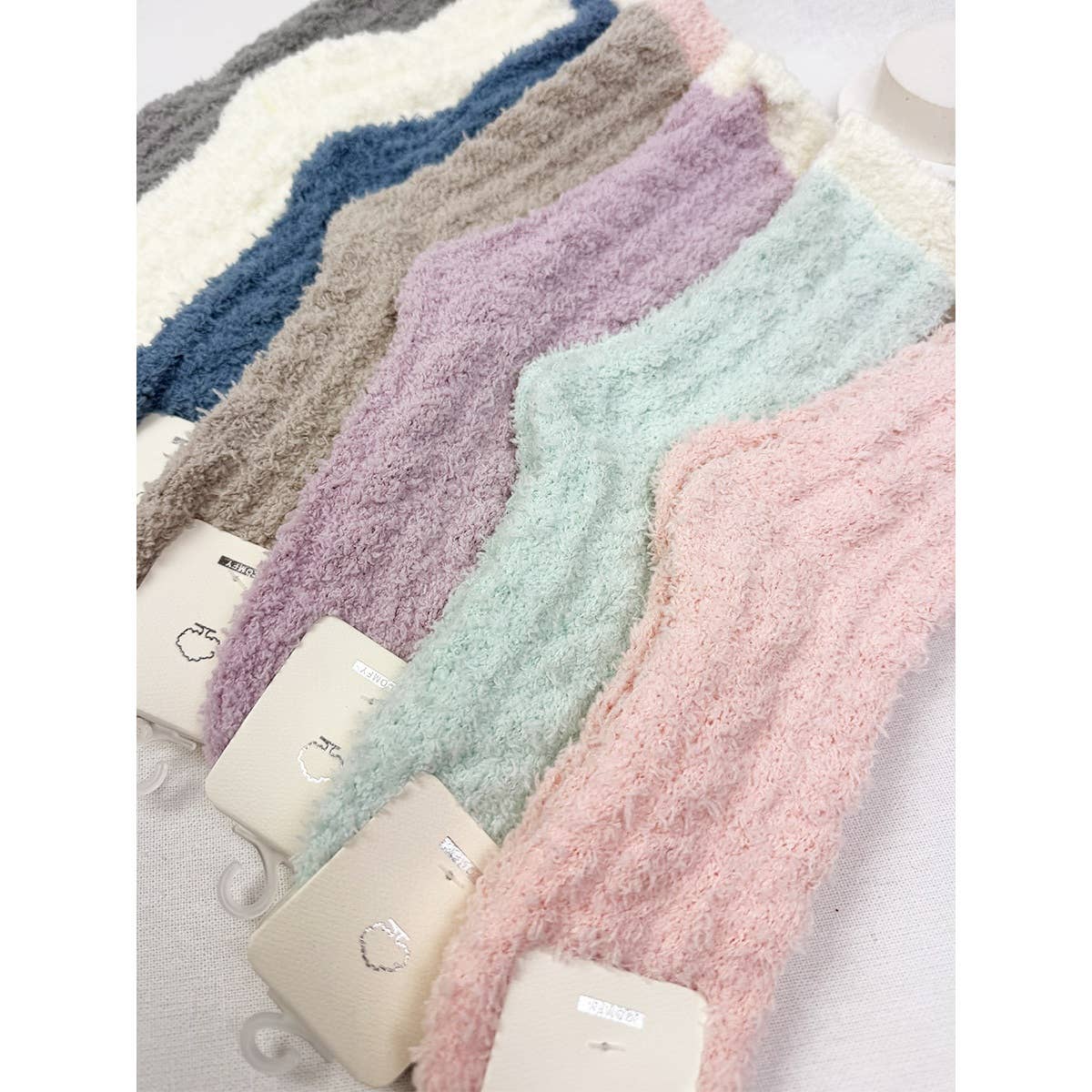 Cable Knit Pattern Two Tone Cozy Socks