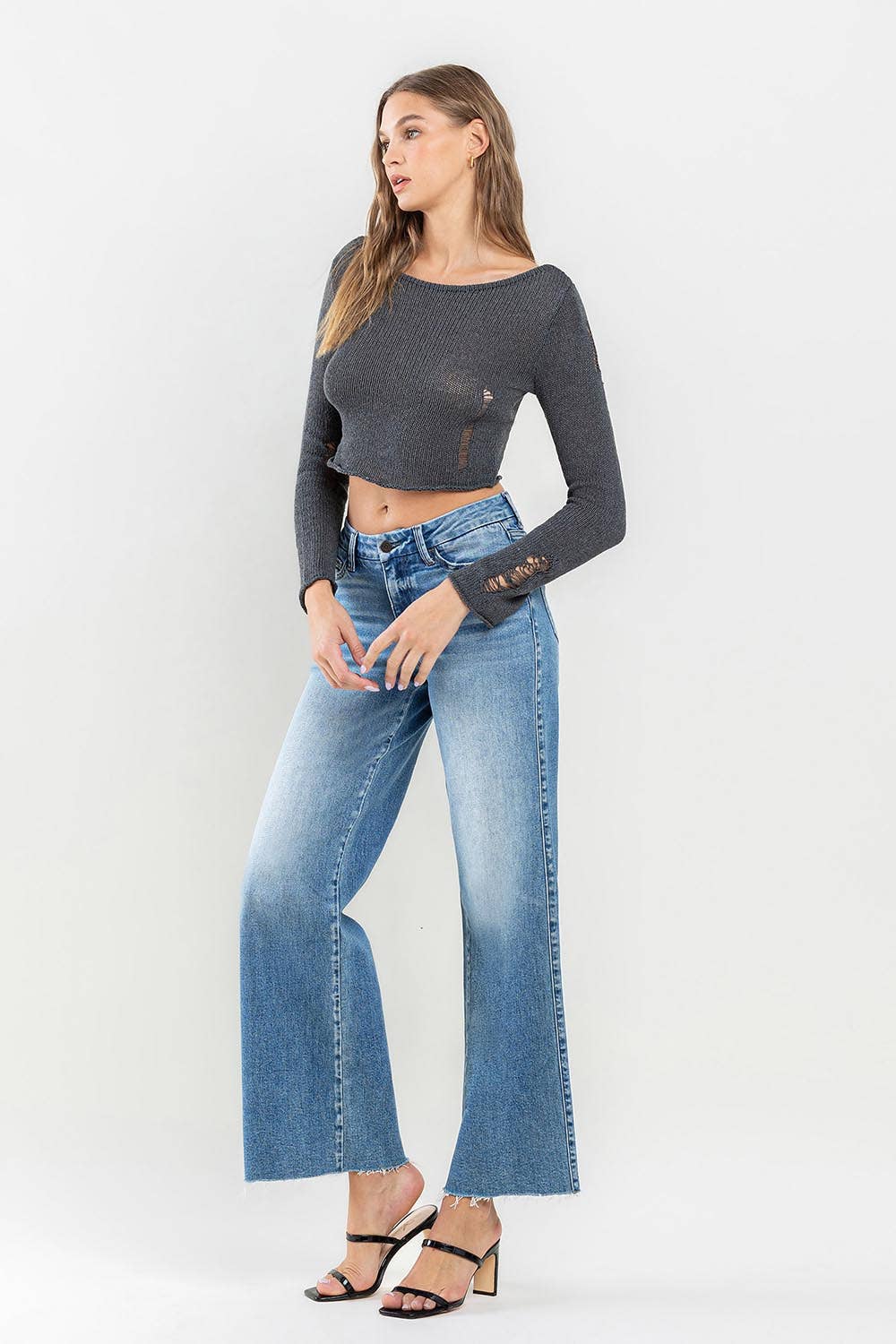 MID RISE CLEAN CUT RAW HEM WIDE JEANS T6017