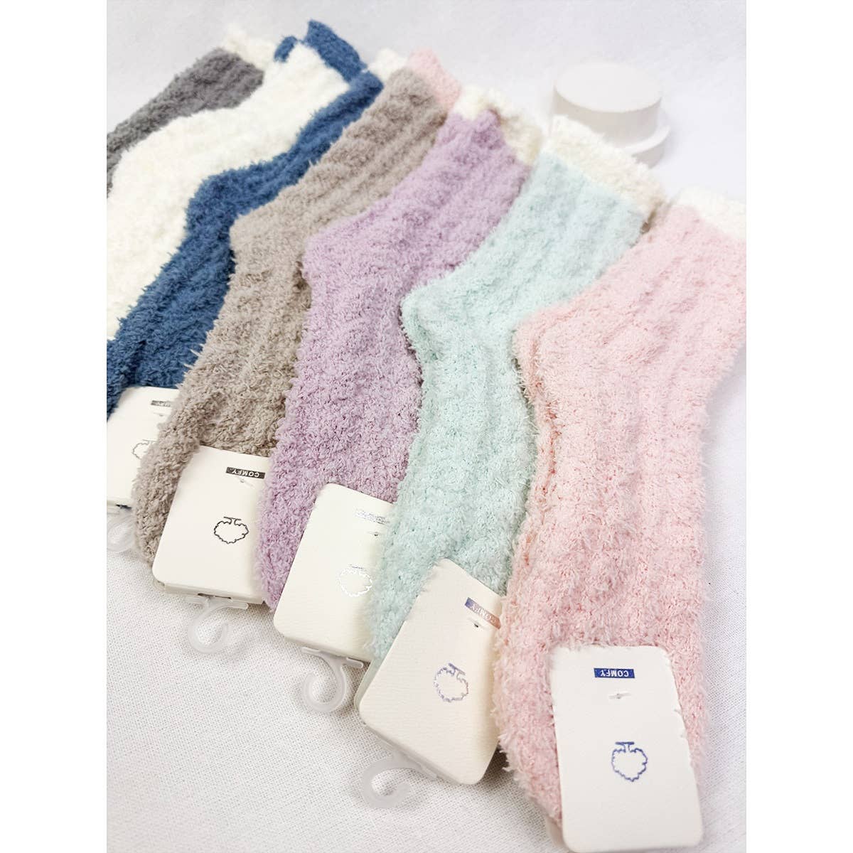 Cable Knit Pattern Two Tone Cozy Socks