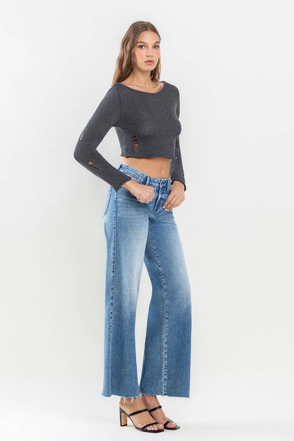 MID RISE CLEAN CUT RAW HEM WIDE JEANS T6017