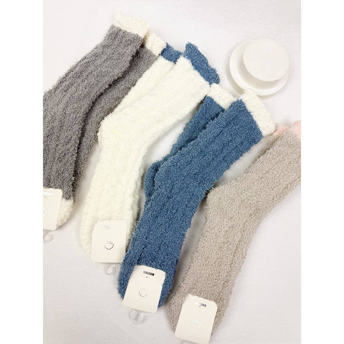 Cable Knit Pattern Two Tone Cozy Socks