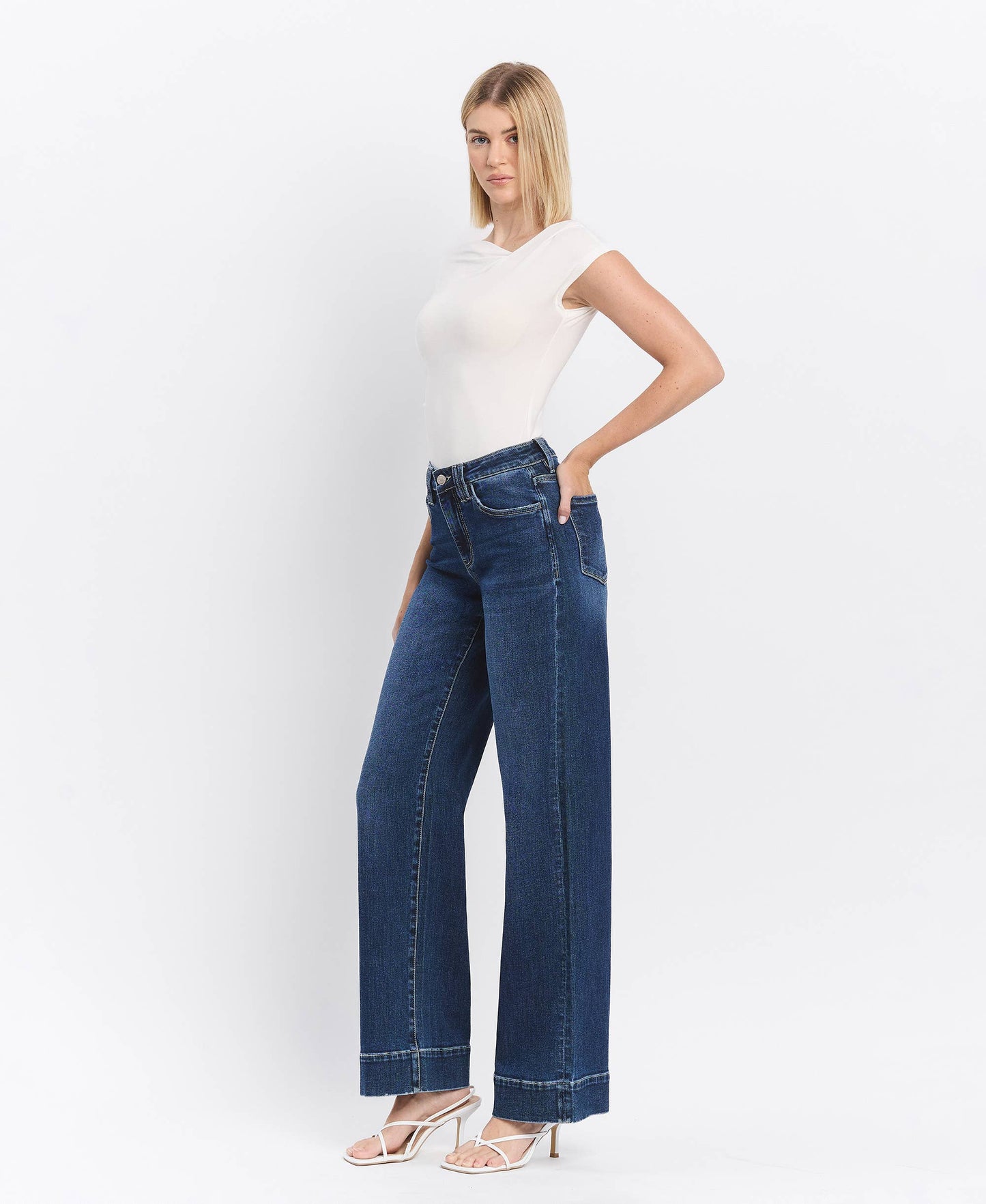 HIGH RISE TROUSER WIDE JEANS LV1535