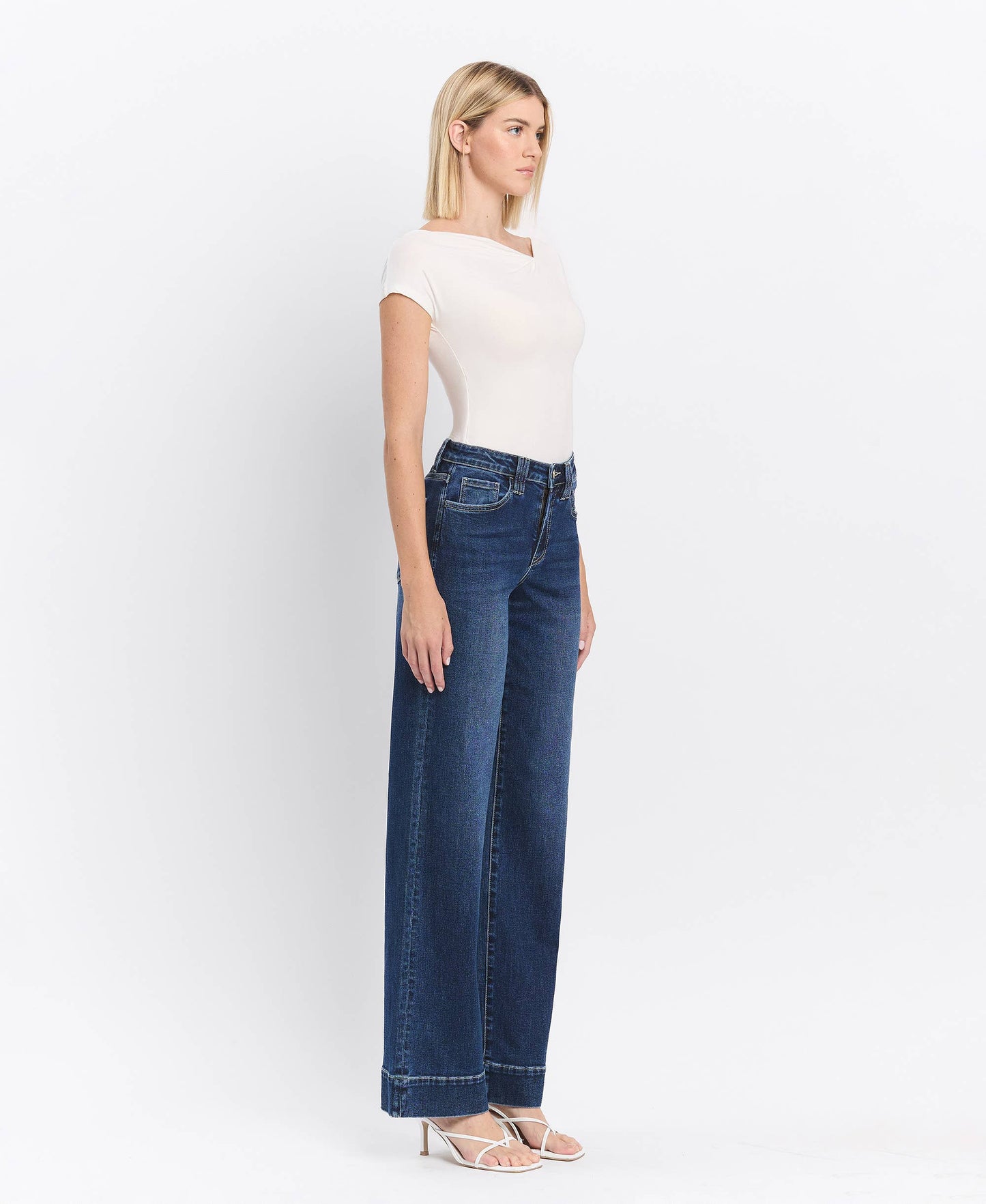 HIGH RISE TROUSER WIDE JEANS LV1535